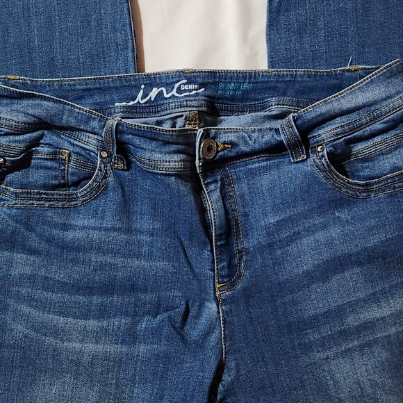 INC. jeans sz 14 regular fit skinny well loved - Picture 2 of 3